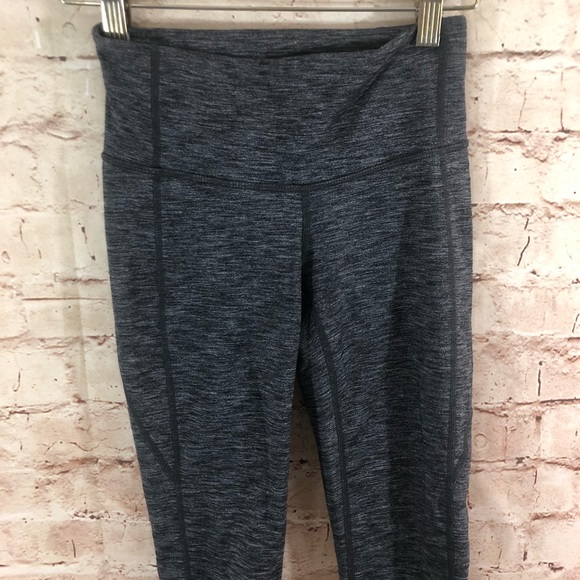 Athleta Relevation Gray Capri Leggings - Picture 4 of 6